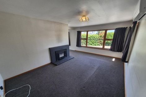 Photo of property in 1 Dalton Place, Burnside, Christchurch, 8053