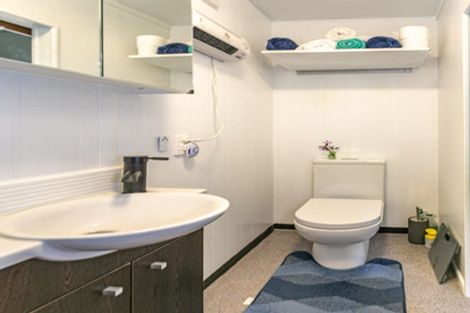 Photo of property in 121 Waireka Place, Whangamata, 3620