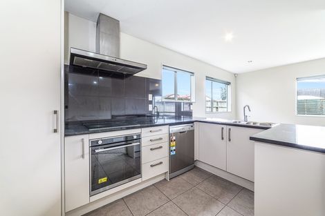 Photo of property in 17/45a Swanson Road, Henderson, Auckland, 0610