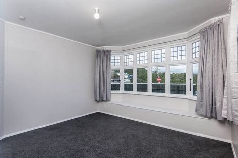 Photo of property in 4a Tarawera Road, Johnsonville, Wellington, 6037