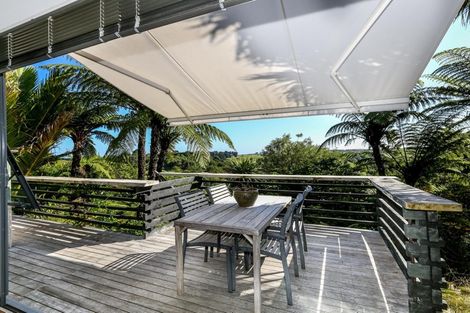 Photo of property in 135 Wairau Road, Kaitake, New Plymouth, 4374