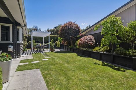 Photo of property in 9 Coprosma Crescent, Waipahihi, Taupo, 3330