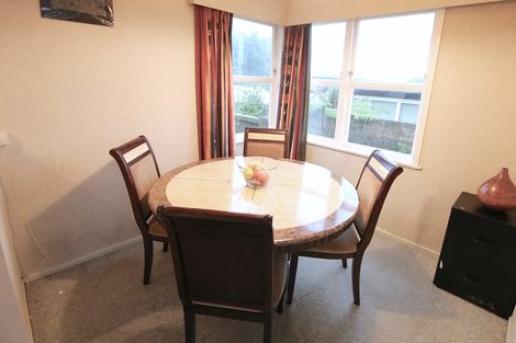 Photo of property in 74 Tuhikaramea Road, Dinsdale, Hamilton, 3204