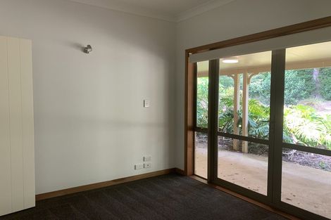 Photo of property in 7 Daphne Harden Lane, Paremoremo, Auckland, 0632