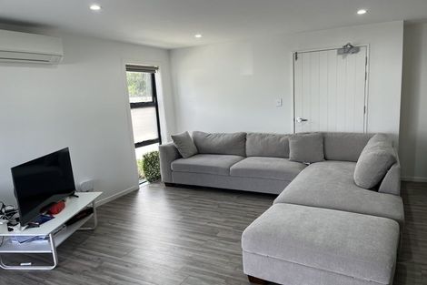 Photo of property in 216a Bucklands Road, Bucklands Beach, Auckland, 2012