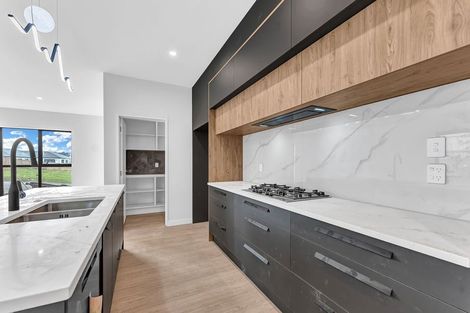 Photo of property in 7 Dolcetto Place, Pokeno, 2402