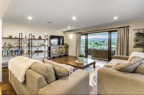 Photo of property in 53 Okura River Road, Okura, Albany, 0792