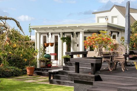 Photo of property in 16 Hinewa Road, Otumoetai, Tauranga, 3110