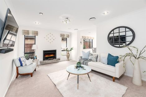 Photo of property in 39 Lake Panorama Drive, Henderson, Auckland, 0612