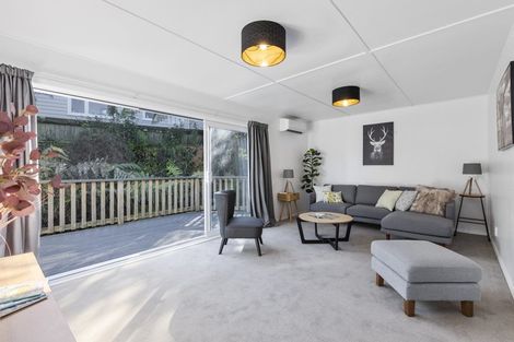 Photo of property in 35 Thomas Street, Stokes Valley, Lower Hutt, 5019