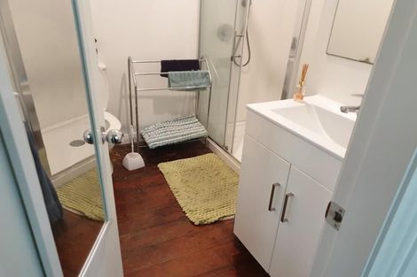 Photo of property in 140 Elizabeth Street, Mount Victoria, Wellington, 6011