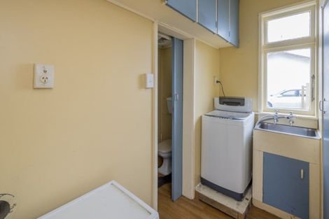 Photo of property in 378a Oxford Street, Levin, 5510