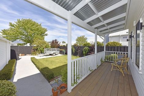 Photo of property in 208 Springfield Road, St Albans, Christchurch, 8014