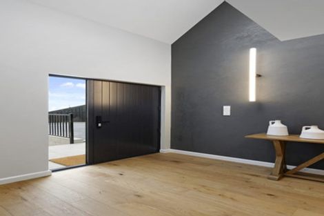 Photo of property in 7 Hatherly Lane, Mount Pleasant, Christchurch, 8081