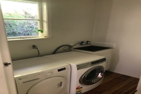 Photo of property in 39 Lowry Crescent, Stokes Valley, Lower Hutt, 5019