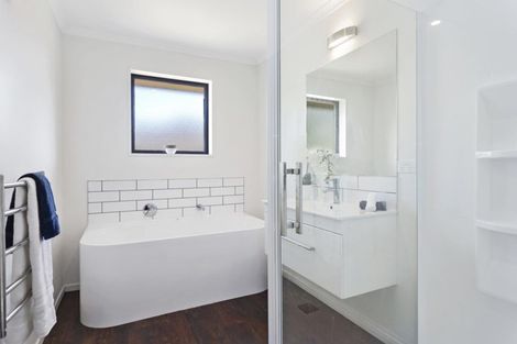 Photo of property in 1 Ormandy Court, Amberley, 7410