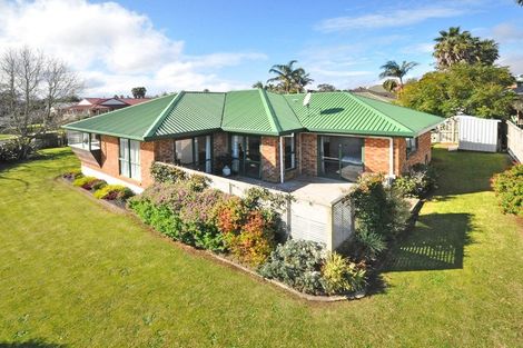 Photo of property in 26 Waitoa Street, Waiuku, 2123
