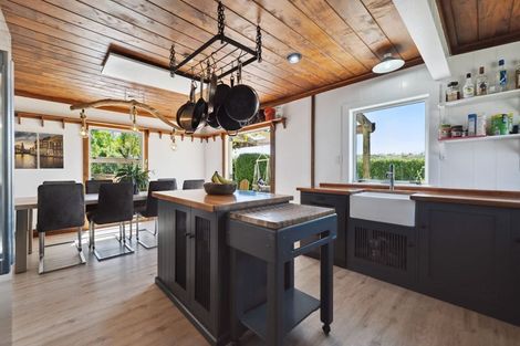 Photo of property in 5 Wynyard Street, Normanby, Hawera, 4614