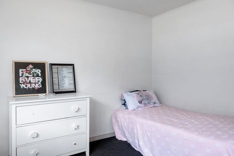 Photo of property in 75 Milton Terrace, Picton, 7220