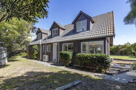 Photo of property in 11a Sequoia Place, Parklands, Christchurch, 8083