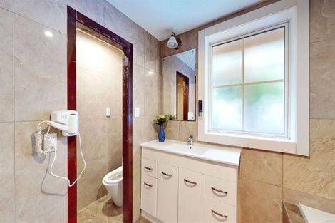 Photo of property in 397 Lake Road, Takapuna, Auckland, 0622