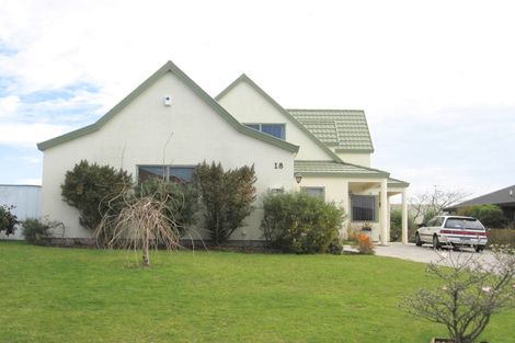 Photo of property in 18 Lochinver Drive, Nawton, Hamilton, 3200