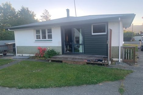 Photo of property in 96 Quintin Drive, Te Anau, 9600