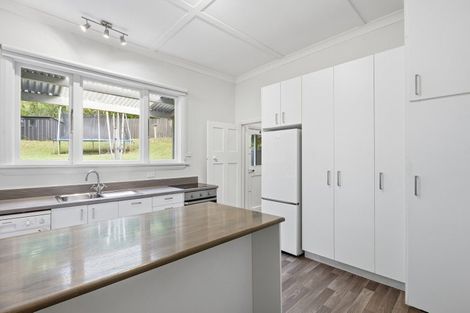 Photo of property in 105 Kaikorai Valley Road, Glenross, Dunedin, 9011