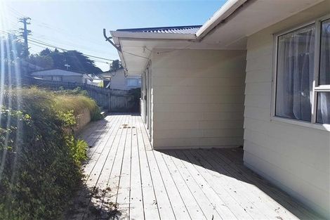 Photo of property in 148 Waimumu Road, Massey, Auckland, 0614