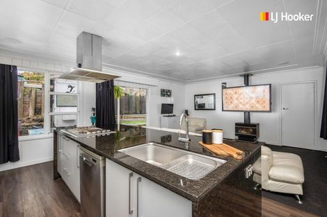 Photo of property in 27 Bridge Street, Clyde Hill, Dunedin, 9011