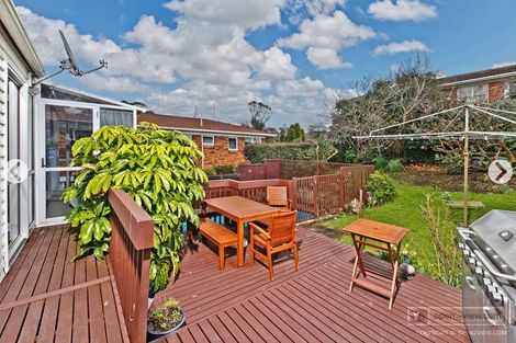 Photo of property in 20 Bentley Avenue, Glenfield, Auckland, 0629