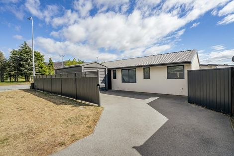 Photo of property in 2 Wicklow Street, Cromwell, 9310