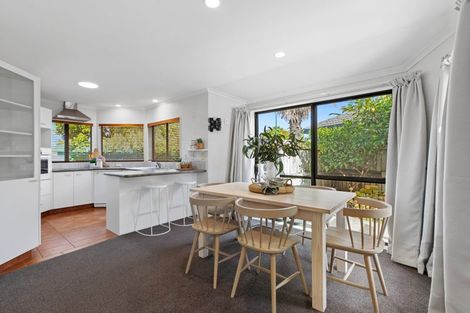Photo of property in 283 Gravatt Road, Papamoa Beach, Papamoa, 3118