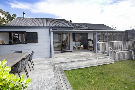 Photo of property in 130 Tirohanga Drive, Whangamata, 3620