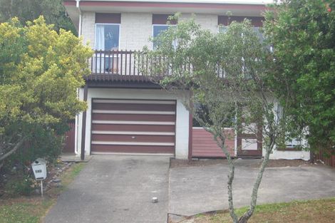Photo of property in 2/18 Girrahween Drive, Totara Vale, Auckland, 0629