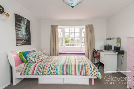 Photo of property in 12 Lemnos Place, Titirangi, Auckland, 0604