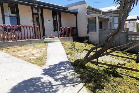 Photo of property in 6-10 Mudges Terrace, Newtown, Wellington, 6021