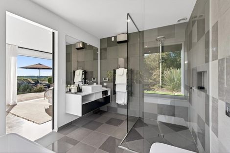 Photo of property in 1232 Taihape Road, Sherenden, Hastings, 4179