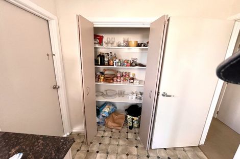 Photo of property in 6 Dudding Avenue, Northcote, Auckland, 0627