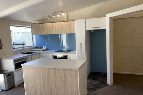 Photo of property in 4/23 Collins Avenue, Tawa, Wellington, 5028