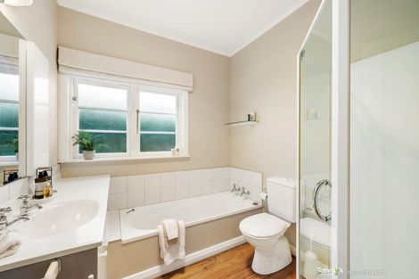 Photo of property in 1 Izard Road, Khandallah, Wellington, 6035