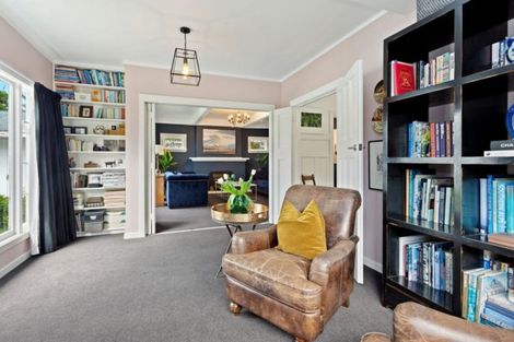 Photo of property in 15 Hewitts Road, Merivale, Christchurch, 8014