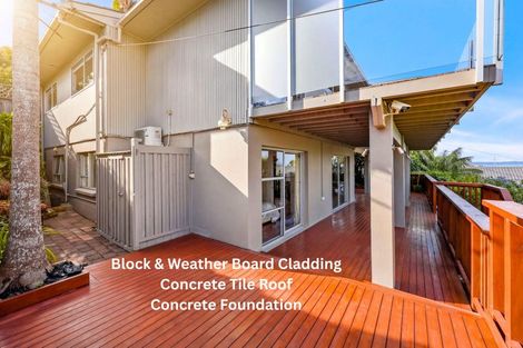 Photo of property in 1/5 Colmar Road, Mellons Bay, Auckland, 2014