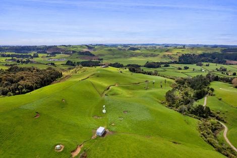 Photo of property in 19 Roddy Road, Everett Park, New Plymouth, 4373