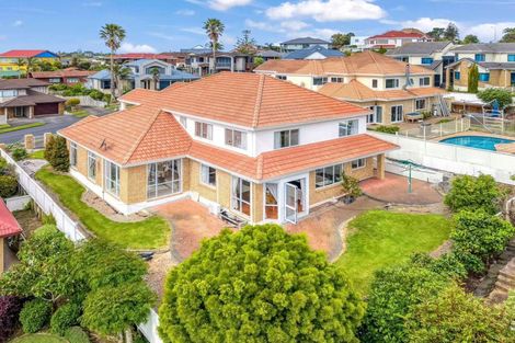 Photo of property in 35 Mccahill Views, Botany Downs, Auckland, 2010