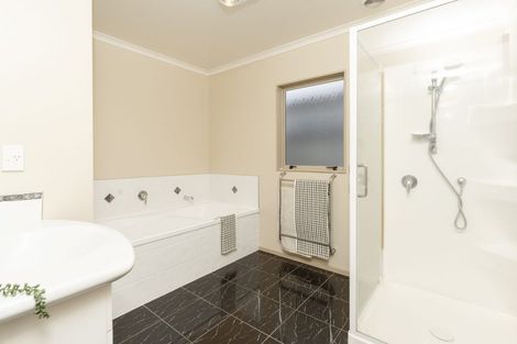 Photo of property in 14 Maccallum Court, Rototuna, Hamilton, 3210