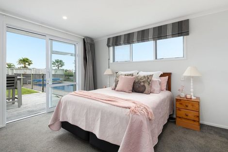 Photo of property in 34 Cassinia Close, Papamoa Beach, Papamoa, 3118