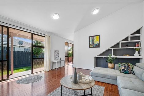 Photo of property in 1/283 Royal Road, Massey, Auckland, 0614