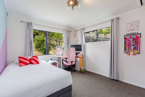 Photo of property in 44 Bayside Drive, Browns Bay, Auckland, 0630