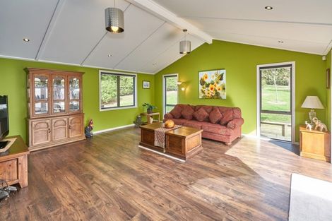 Photo of property in 25 Whisky Way, Aokautere, Palmerston North, 4471